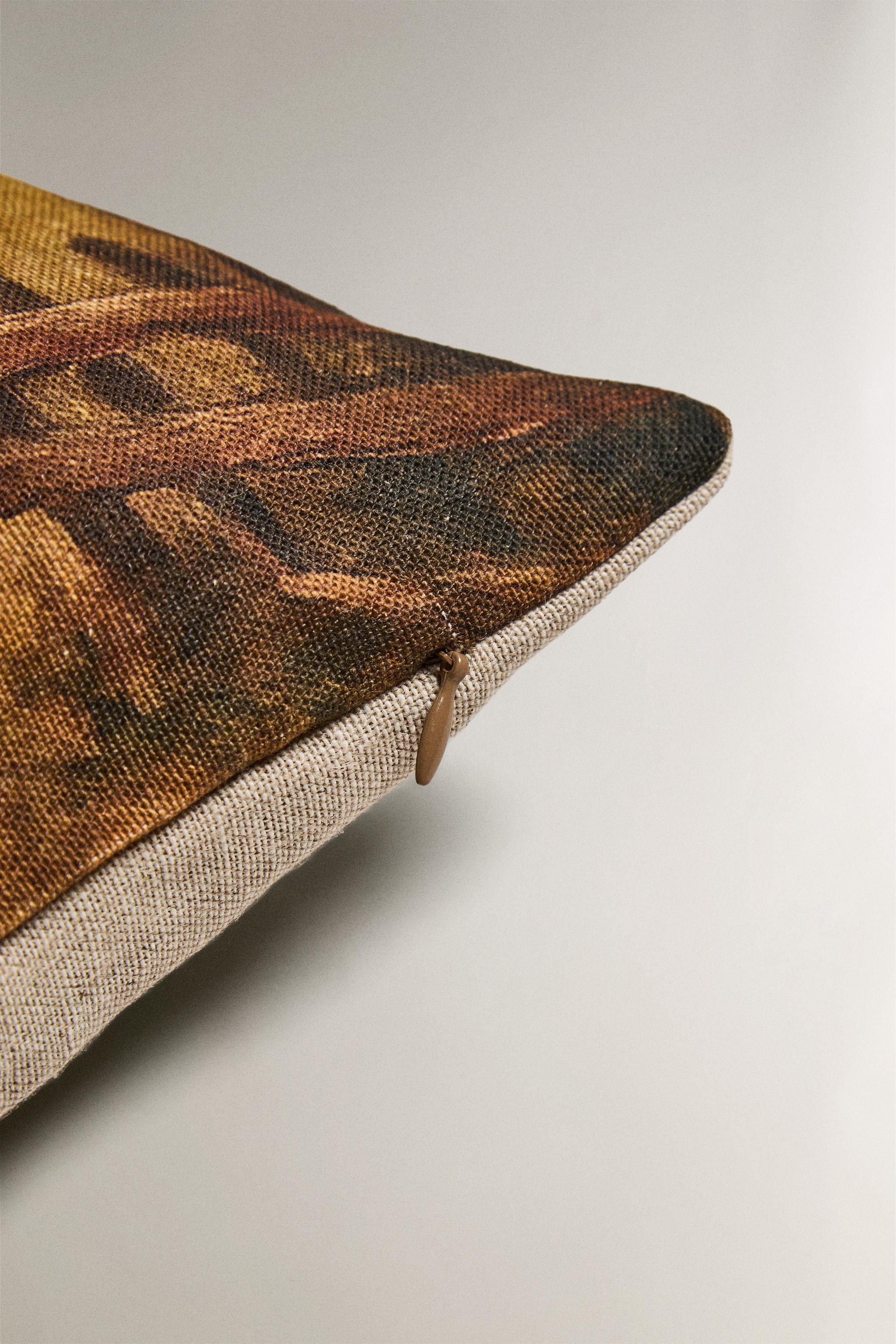 HOUSE THROW PILLOW COVER